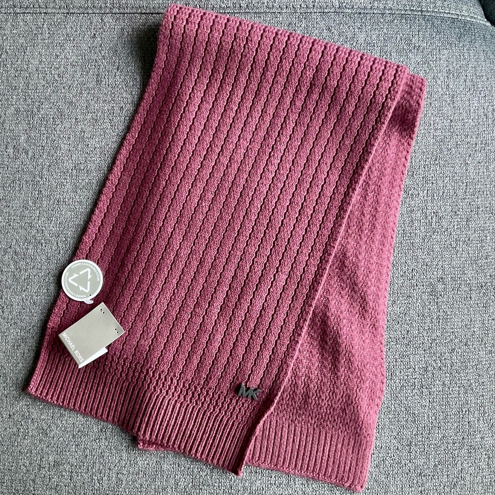 Michael Kors Men’s Ribbed Scarf